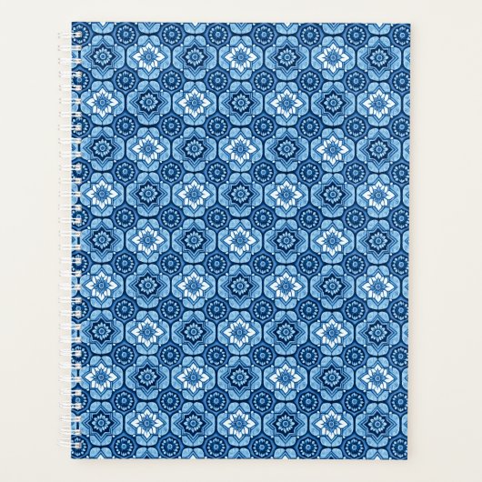 Elegant blauw geometrisch bloemenpatroon planner (Voorkant)