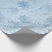 Elegant blauw glitter marble snewflawflakes kerst cadeaupapier (Hoek)