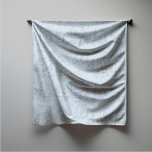 Elegant  blauw grijs toile de jouy plein sjaal<br><div class="desc">retro blauw grijs toile de jouy Scarf. Verrijk uw garderobe met de tijdloze elegantie van de design van toile de jouy, geïnspireerd op de prachtige patronen van Franse landschapscènes. Deze verfijnde Toile prints zijn een all time rage op dit moment, prachtige design die natuurlijke schoonheid en charme brengen. Deze modieuze...</div>