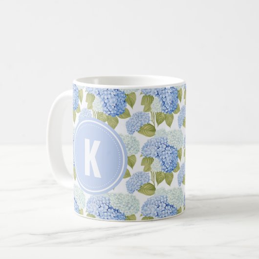 Elegant Blauw Hydragea Bloemen Patroon Monogram Koffiemok (Voorkant links)