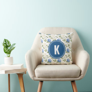 Elegant Blauw Hydragea Bloemen Patroon Monogram Kussen