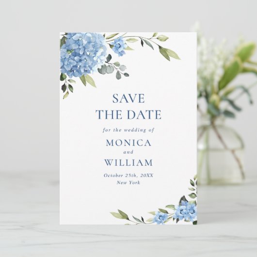 Elegant Blauw Hydrangea Bruiloft QR-code Foto Save The Date (Staand voorkant)