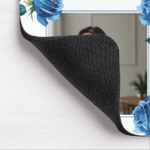 Elegant Blauw Roos Monogram Aangepaste Moeder Muismat (Hoek)
