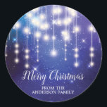 Elegant Blauw String Lights Merry Christmas Sticke Ronde Sticker<br><div class="desc">Elegante String Lights Merry Christmas Sticker gezet op een blauwe achtergrond met een prachtig handgeschreven lettertype!</div>