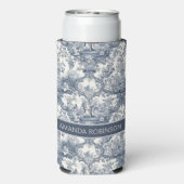 Elegant  Blauw toile de jouy monogram Seltzer Blikjeskoeler (Seltzer Achterkant)