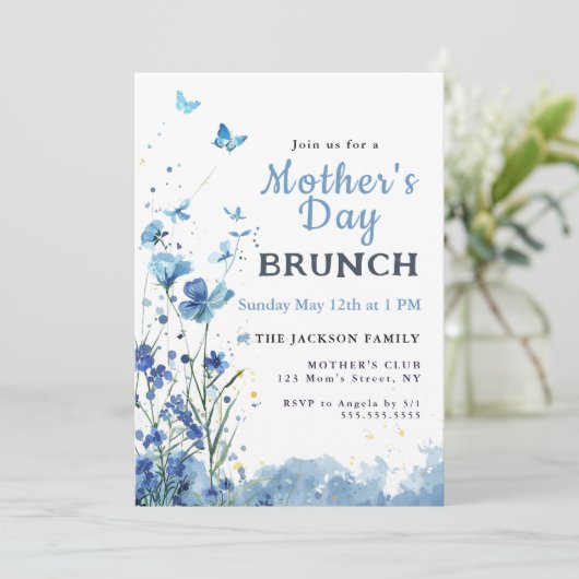 Elegant Blauw Waterverf Bloemen Moederdag Brunch Kaart (Staand voorkant)
