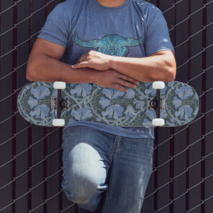 Elegant Blauw Waterverf Bloemmotief Uitnodiging Persoonlijk Skateboard