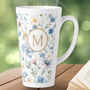 Elegant Blauw Wildbloemmotief Botanisch Monogram Latte Mok