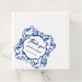 Elegant Blauw Wit Bloemen Toile Bruiloft Bedankjes Labels (In situ)