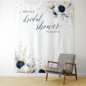 Elegant Blauw Wit Bloemen Vrijgezellenfeest Achter Wandkleed (In situ)