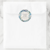 Elegant Blauw Witte Bloemige Vrouw 40e Verjaardag Ronde Sticker (Tas)