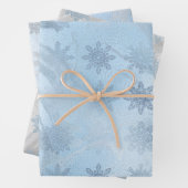 Elegant blauw zilveren marmer met sneeuwvlokken ke inpakpapier vel (In situ)