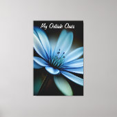 Elegant blauwe ventilator op zwarte achtergrond canvas afdruk (Voorkant)