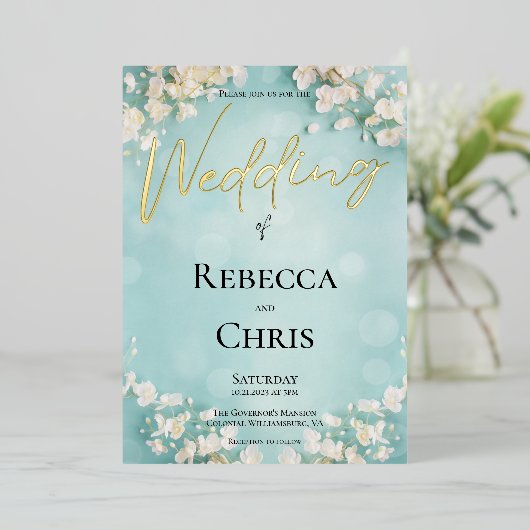 Elegant Bloemen Blauw Bokeh Bruiloft Goud Folie Uitnodiging (Staand Voorkant)