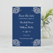 Elegant Bloemen Kant op Marine Blauw Bruiloft Save The Date (Staand voorkant)