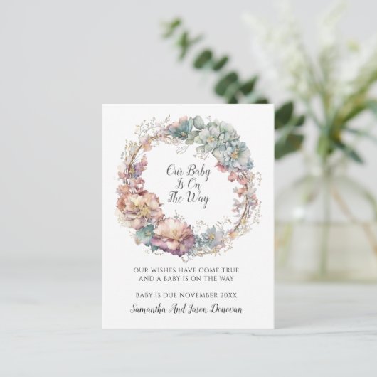 Elegant Bloemen Lijst Zwangerschapsaankondiging Aankondigingskaart (Staand voorkant)