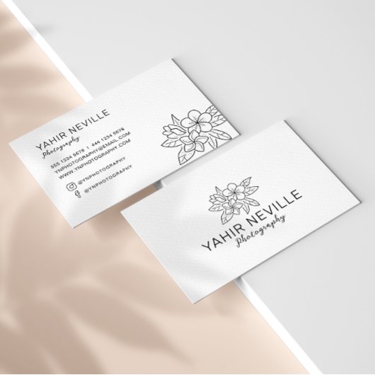 Elegant Bloemen Logo Zwart & Wit Visitekaartje
