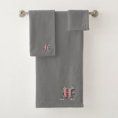 ELEGANT BLOEMEN MONOGRAM INITIAAL H  BAD HANDDOEK (Insitu)