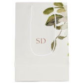 Elegant Bloemen Waterverf Paar Initialen Bruiloft Medium Cadeauzakje (Achterkant)