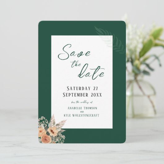 Elegant bloemendonkergroen Save the Date platte ka (Staand voorkant)