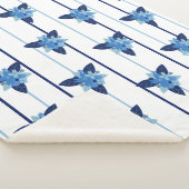 Elegant bloemmotief streep monochromatisch blauw sherpa deken (3/4)