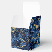 Elegant Blue and Gold Marble Wedding Favor Box Bedankdoosjes (Geopend)