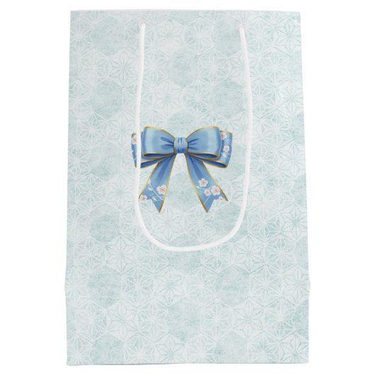 Elegant Blue Bow Engagement Party Invitation Medium Cadeauzakje (Achterkant)