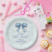 Elegant Blue Bow Engagement Party Invitation Papieren Bordje (Feest)
