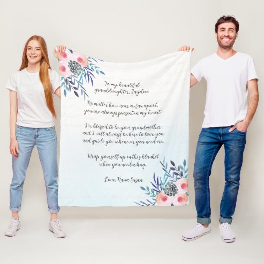 Elegant Blue Custom Quote Floral Granddochter Fleece Deken (In situ)