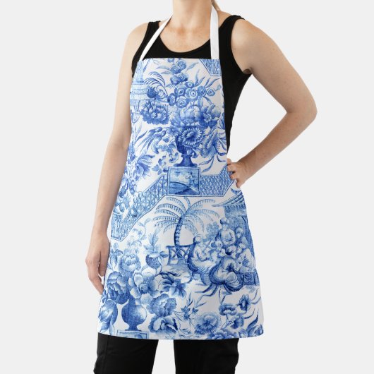 Elegant  Blue en White Chinoiserie Schort (Insitu)