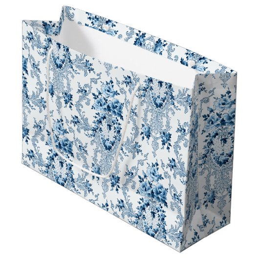 Elegant Blue en White French Rococo Floral Groot Cadeauzakje (Voorkant Gekanteld)