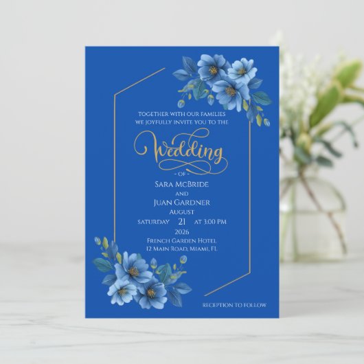 Elegant Blue Floral Wedding Invitation Kaart (Staand voorkant)