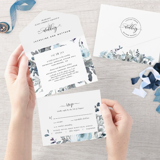 Elegant Blue Floral Wedding met geperforeerde RSVP All In One Uitnodiging