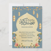 Elegant Blue Gold Lanterns & Floral Arch Iftar Kaart (Achterkant)