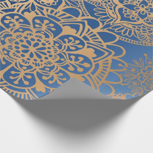 Elegant Blue Gold Mandala Pattern Cadeaupapier (Hoek)