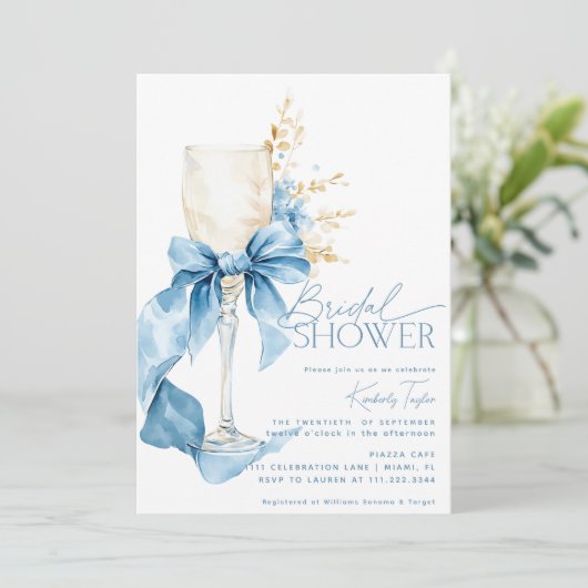 Elegant Blue Hydrangea Bow Champagne Vrijgezellenf Kaart (Staand voorkant)