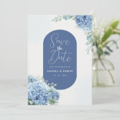 Elegant Blue Hydrangea Floral Wedding Kaart (Staand voorkant)