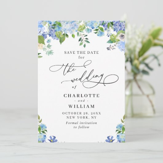 Elegant Blue Hydrangea Greenery Wedding QR Save The Date (Staand voorkant)