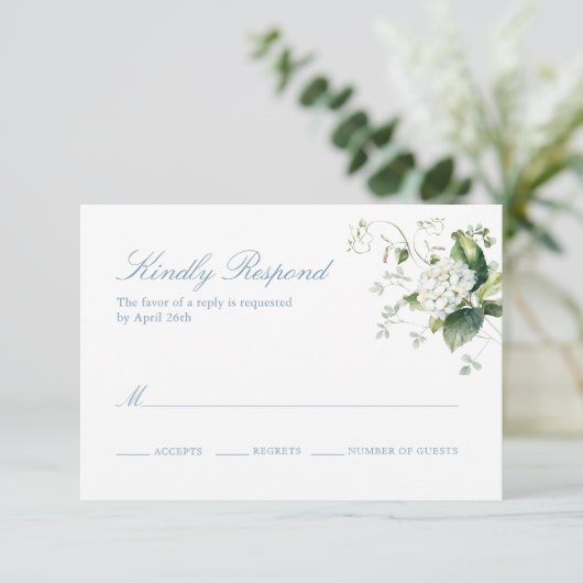 Elegant Blue Hydrangea Monogram Respons Kaart (Staand voorkant)