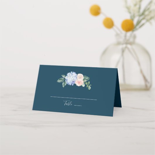 Elegant Blue Hydrangea | Navy Folded Wedding Plaatskaartje (Voorkant)