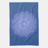 Elegant Blue Mandala met OM Theedoek (Verticaal)