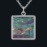 Elegant  Blue Metallied Flowers Art Sterling Zilver Ketting<br><div class="desc">Elegante en stijlvolle gemetalliseerde kunst met blauwe bloemen. Het Glas in lood ziet eruit.</div>