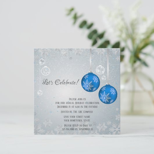 Elegant Blue Ornaments Silver Snowflakes kerst Kaart (Staand voorkant)