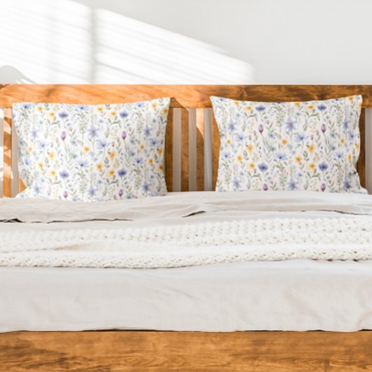 Elegant Blue Purple Watercolor Wildflower  Kussensloop