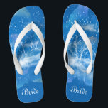 Elegant Blue White Iets Blue Weddenschap Bride Teenslippers<br><div class="desc">Met een klassiek blauw en wit verloop, zijn deze elegante teenslippers een iets blauw idee voor je bruiloft. Ze zullen een stijlvolle dosis glam toevoegen aan je trouwdag, een vrijgezellenfeest of een andere viering. ♥ pas het met uw formulering aan door de gebieden van de sjabloon te gebruiken. Als u...</div>