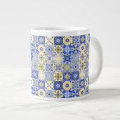 Elegant blue& white Portuguese Azulejo pattern  Grote Koffiekop (Voorkant rechts)