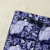 Elegant Blue White Rabbit Bunnt Bird Delft Strandlaken (In situ)