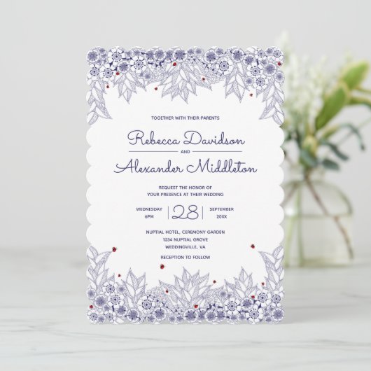 Elegant Blue White Scalloped Wedding Kaart (Staand voorkant)