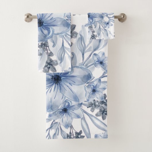Elegant Blue White waterverf Floral Bad Handdoek (Insitu)