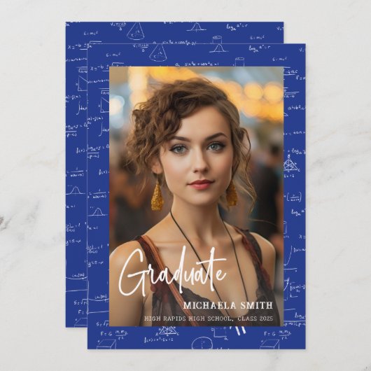 Elegant Blue Wiskunde Script Foto Afstuderen Aankondiging (Voorkant / Achterkant)